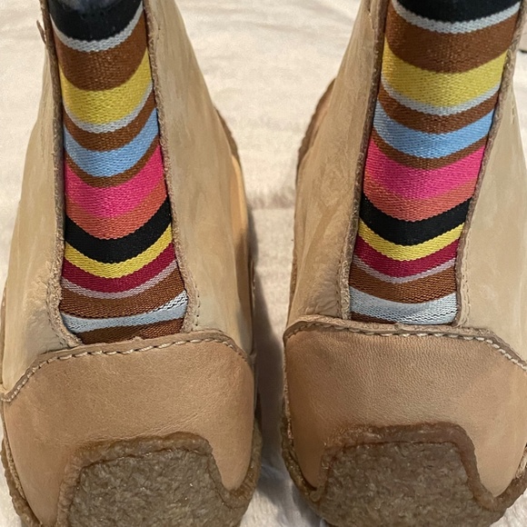 Sorel Moccasin Boots - Winter Slip-On Boots (Size 10) - Picture 3 of 8